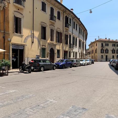 Residenza Ermanni Apartment Verona Centro Екстер'єр фото